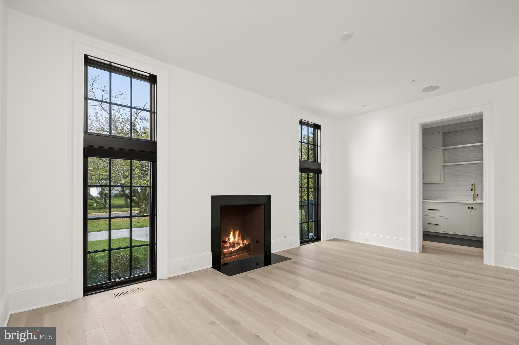 KENWOOD - Residential