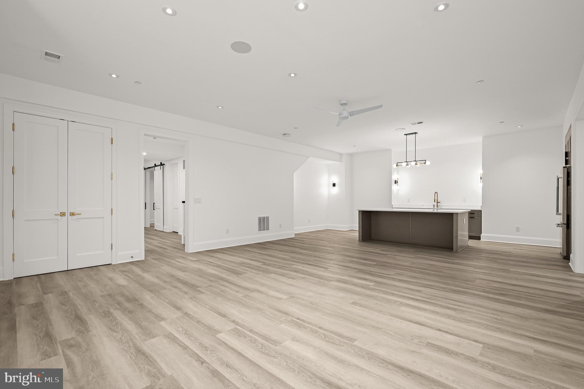 KENWOOD - Residential