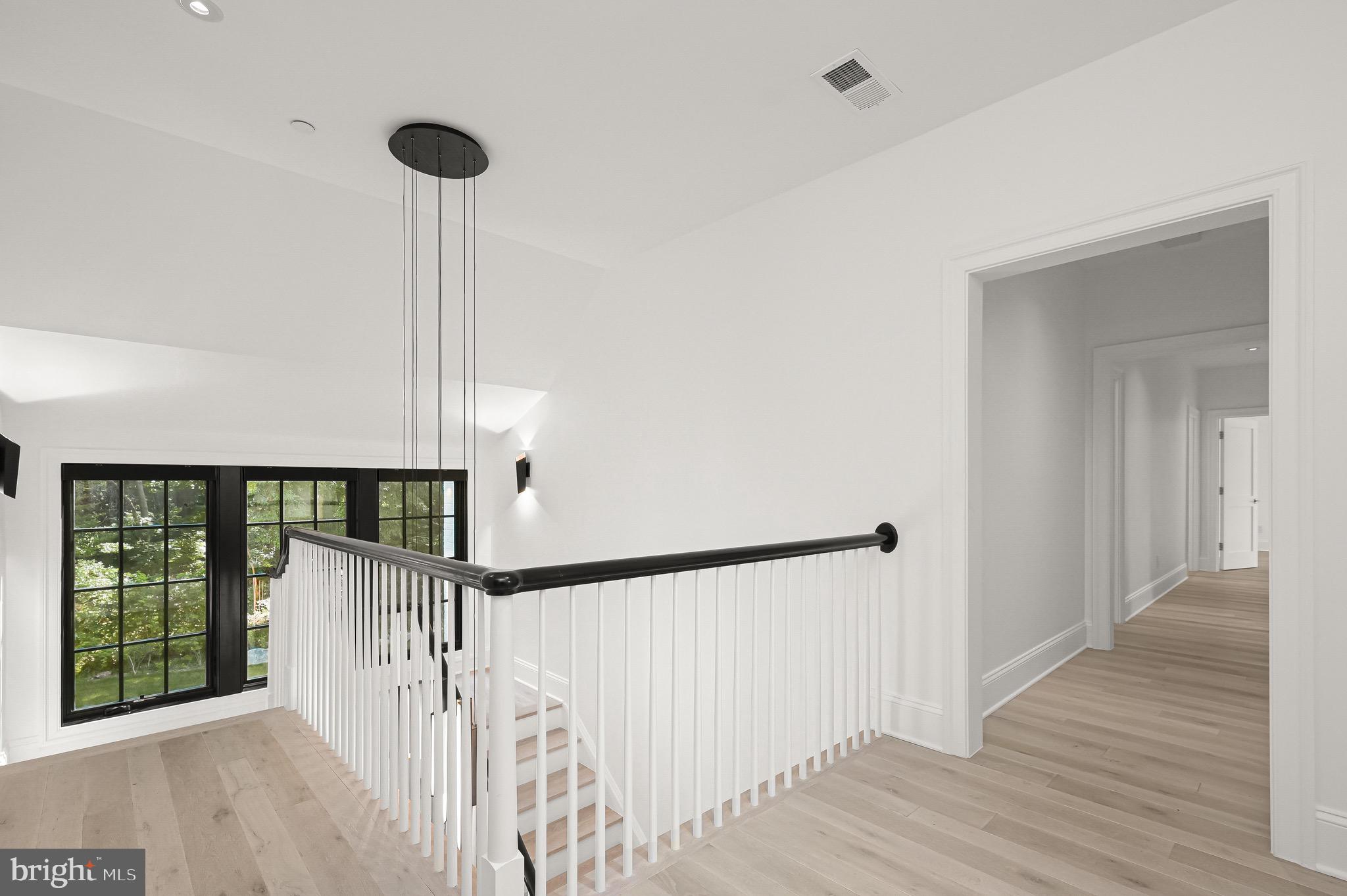 KENWOOD - Residential