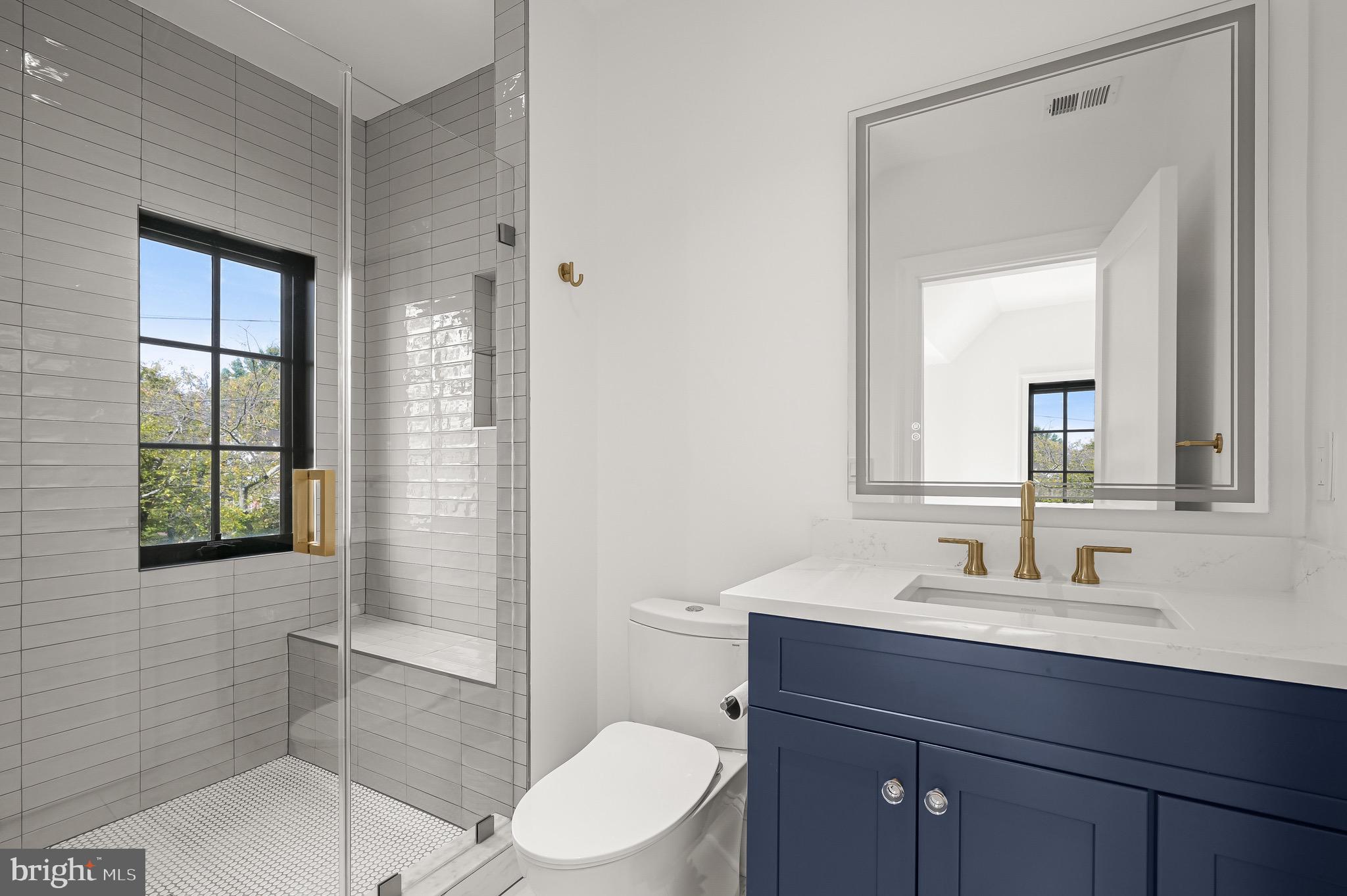 KENWOOD - Residential