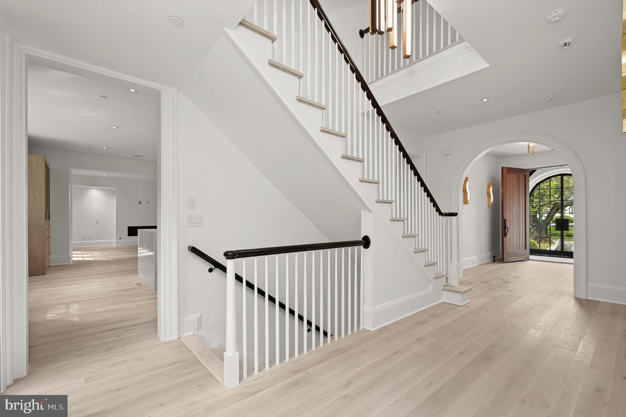 KENWOOD - Residential