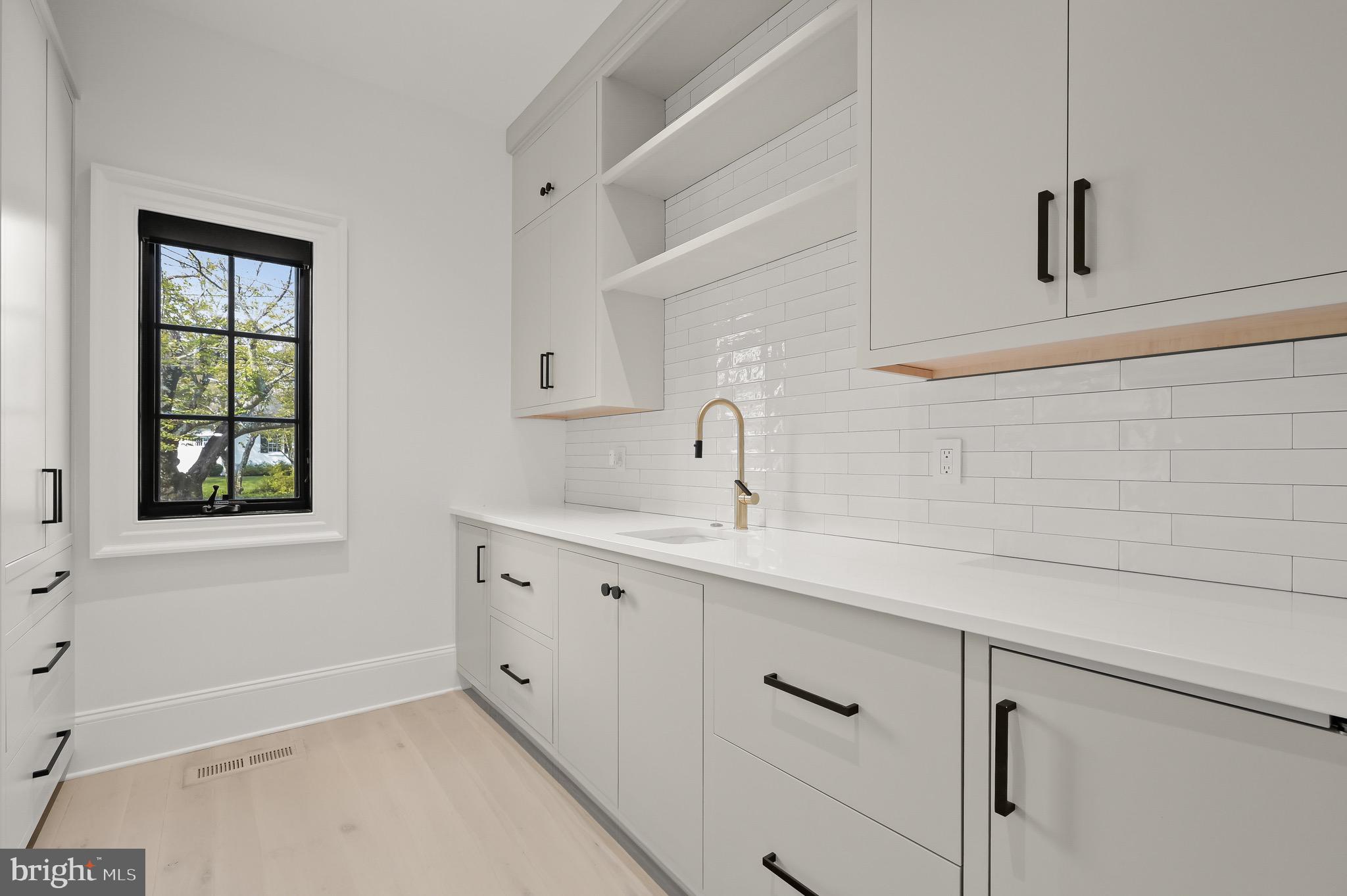 KENWOOD - Residential