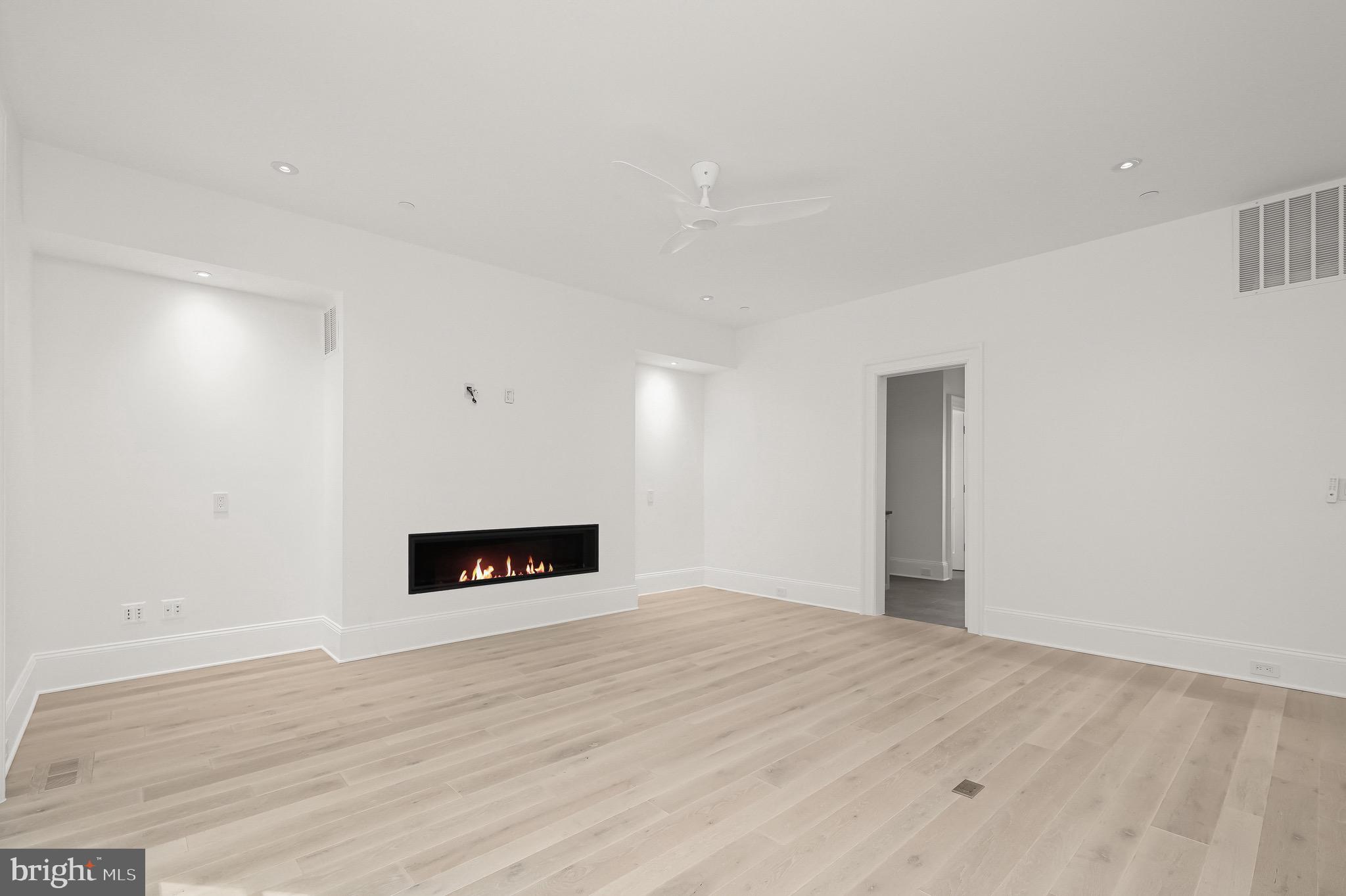 KENWOOD - Residential