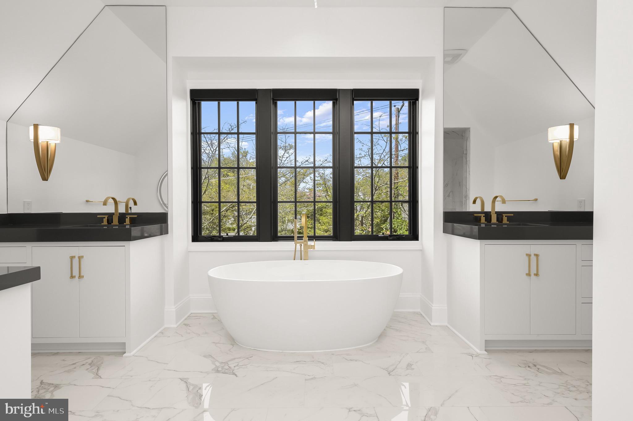 KENWOOD - Residential