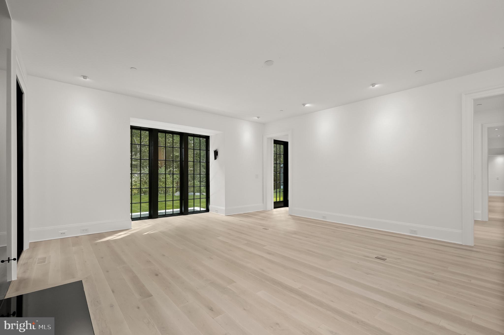 KENWOOD - Residential