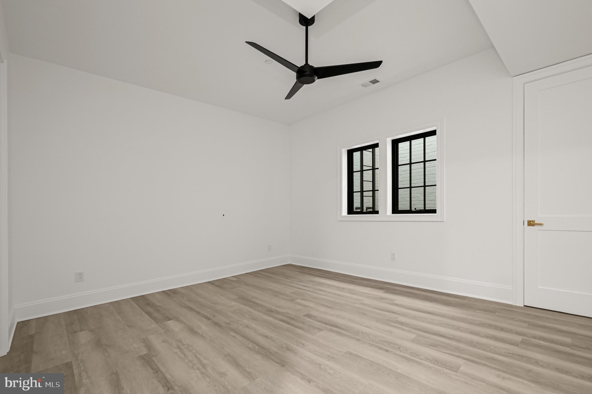 KENWOOD - Residential