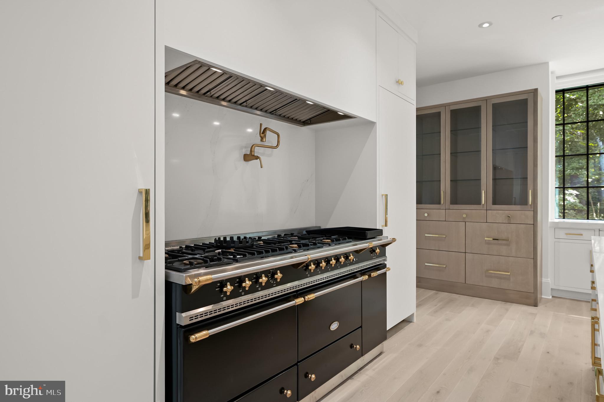 KENWOOD - Residential