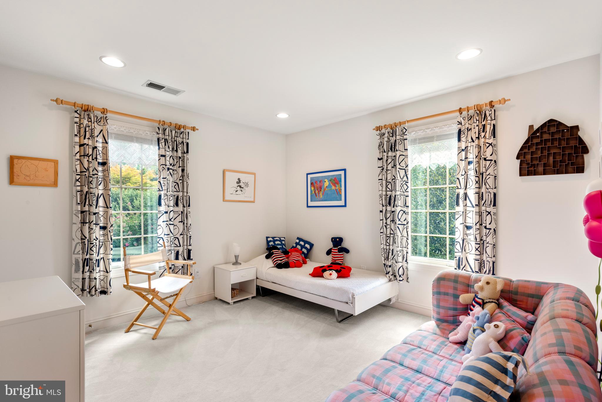 TREYBURN - Residential