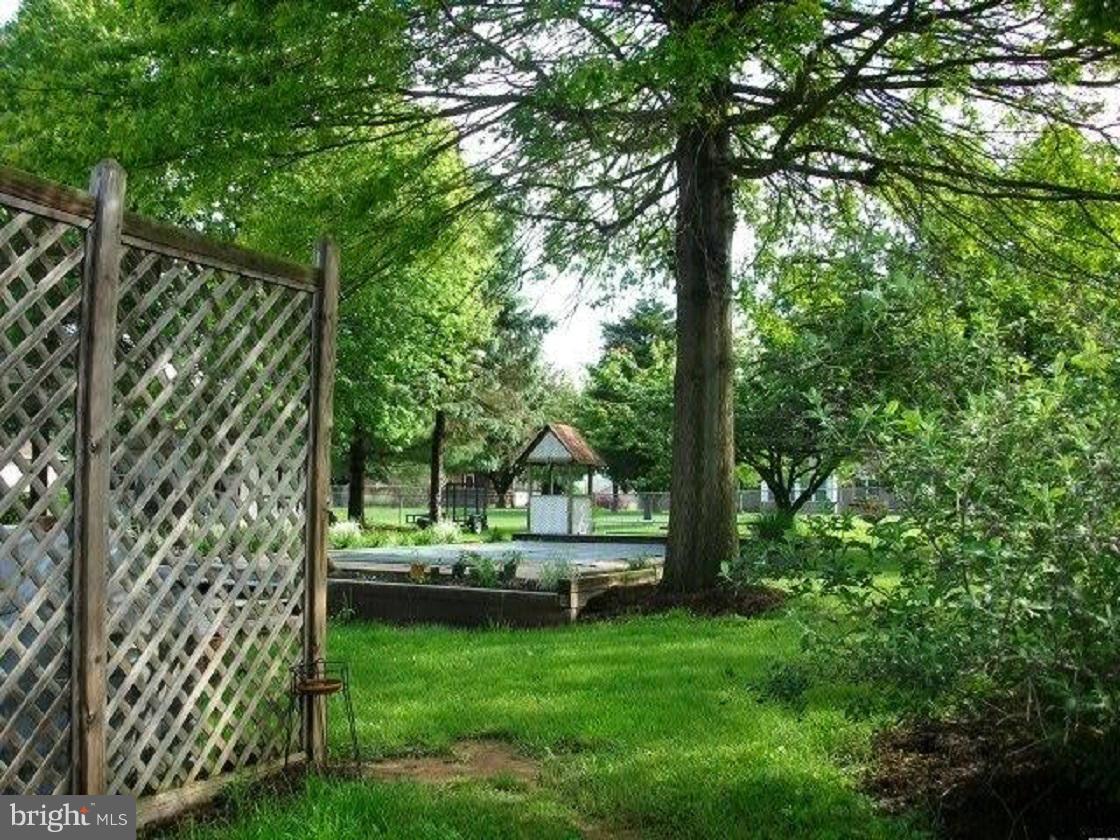 CRESTVIEW HGTS - Residential