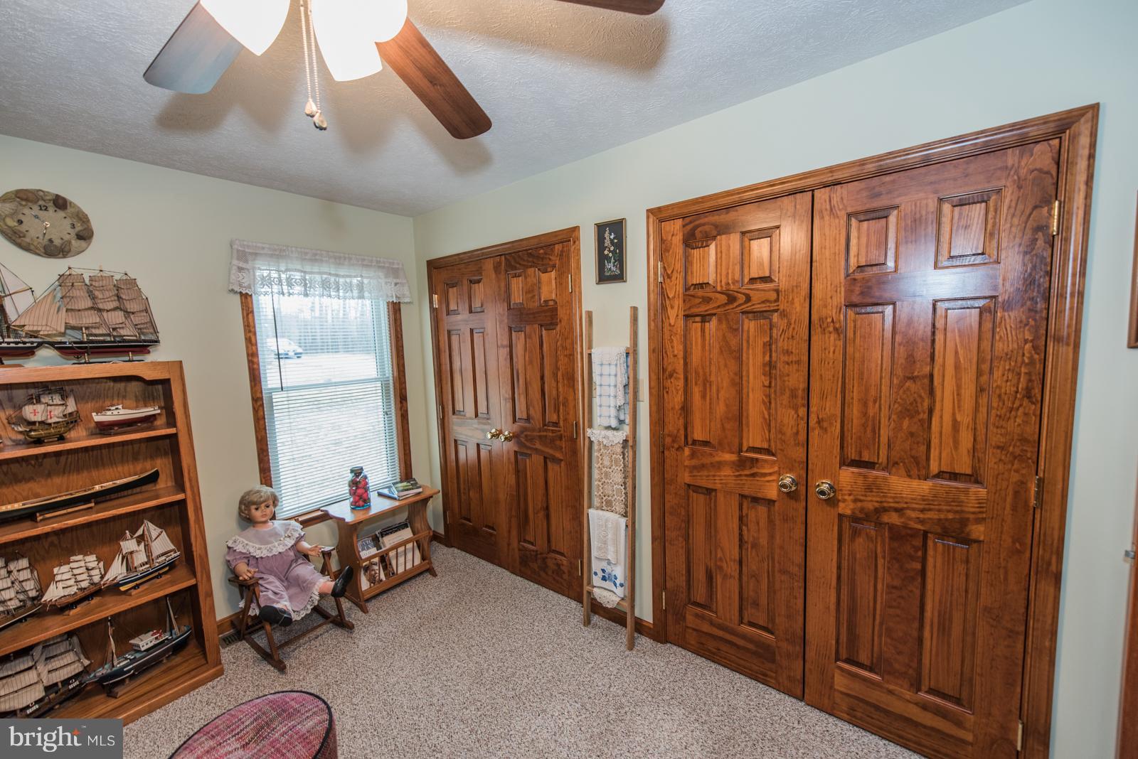 DRY RUN ACRES - Residential