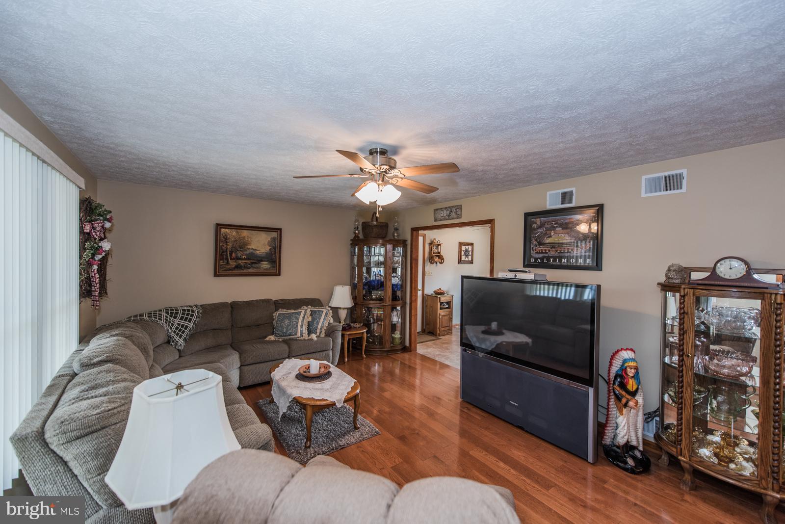 DRY RUN ACRES - Residential