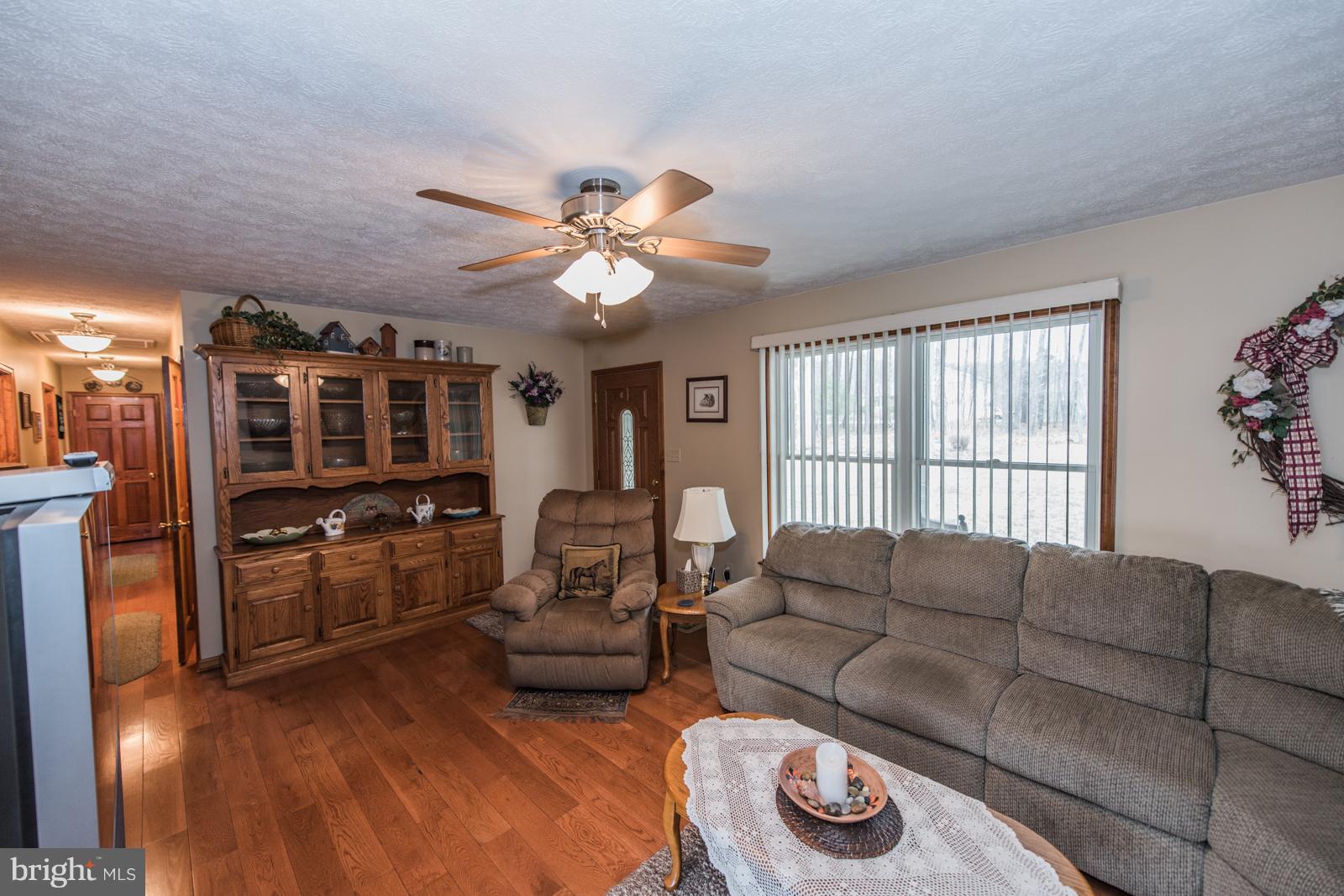 DRY RUN ACRES - Residential