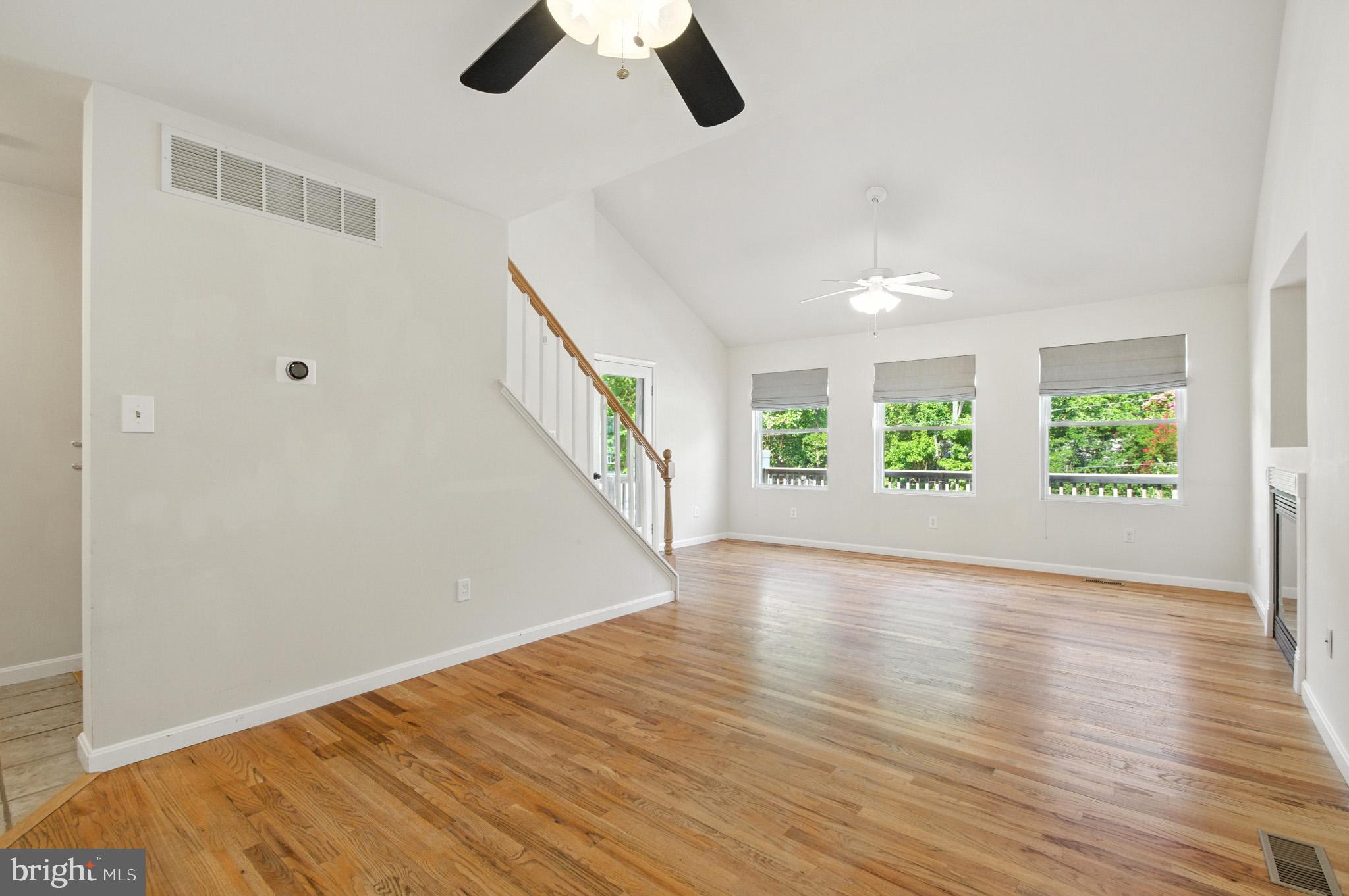 BAY HIGHLANDS - Residential Lease