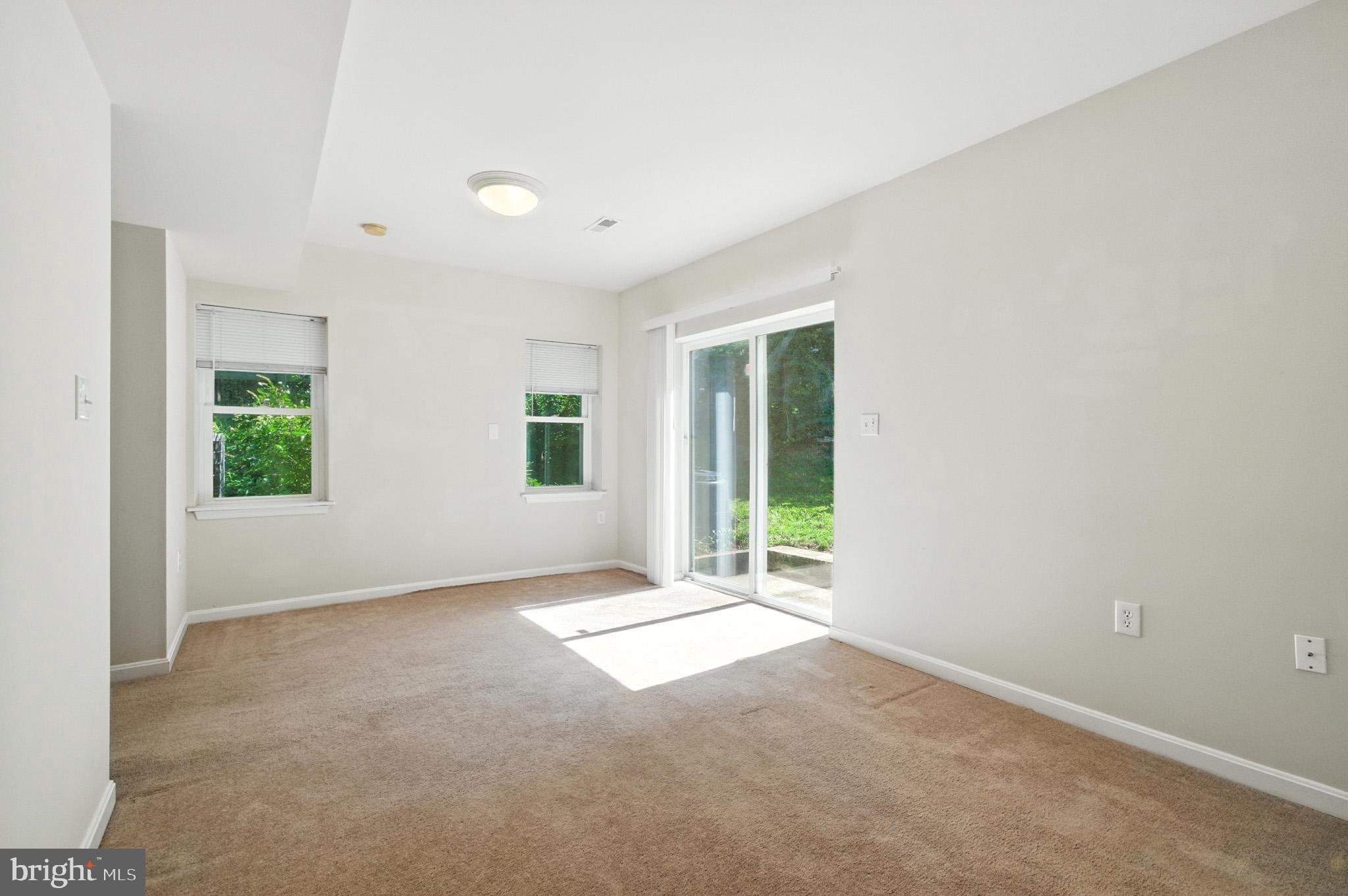 BAY HIGHLANDS - Residential Lease