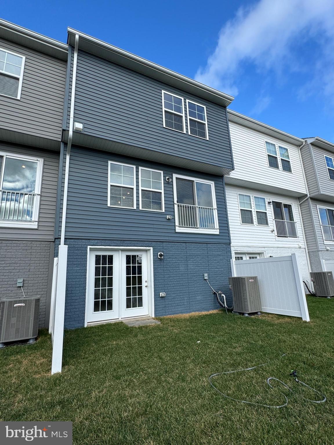 WHISPERING PINES - Residential Lease