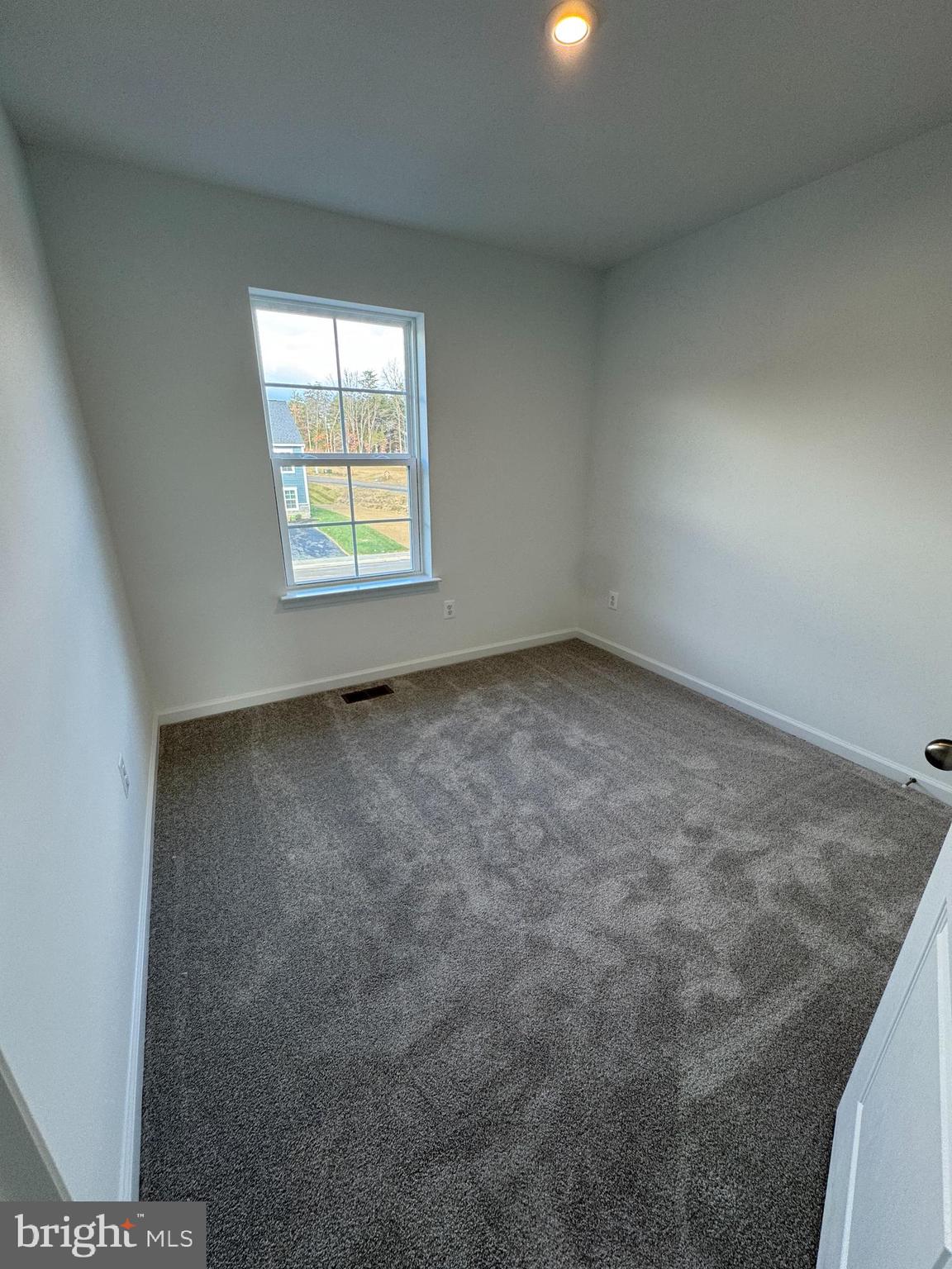 WHISPERING PINES - Residential Lease