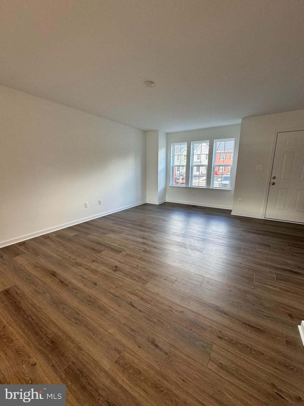 WHISPERING PINES - Residential Lease