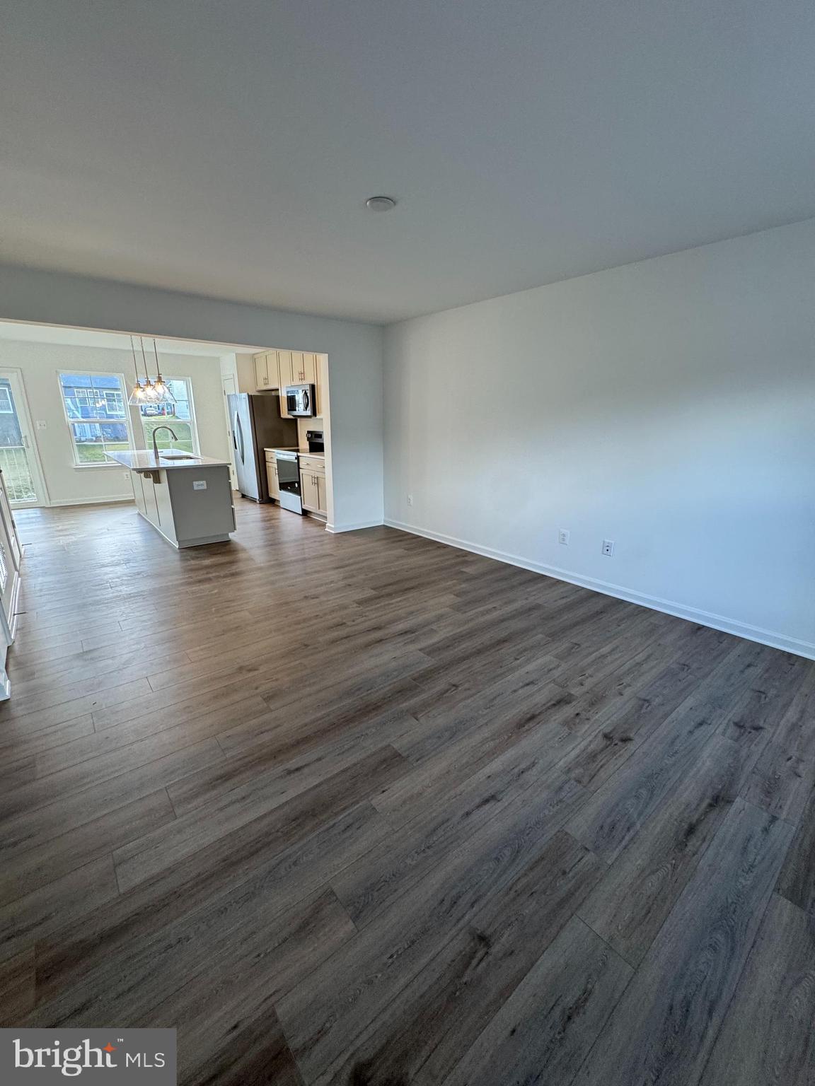 WHISPERING PINES - Residential Lease