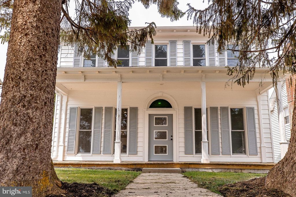 Photo of 2015 Main Street, Lititz, PA 17543 (MLS # PALA2037970)