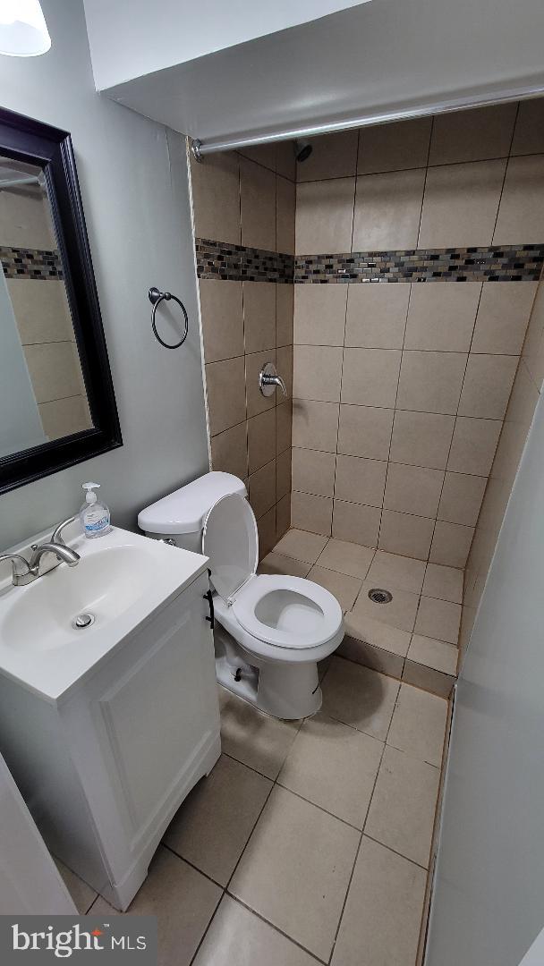 BURKE STATION SQUARE - Residential