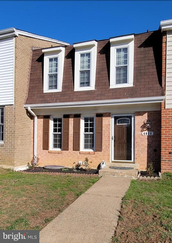 BURKE STATION SQUARE - Residential