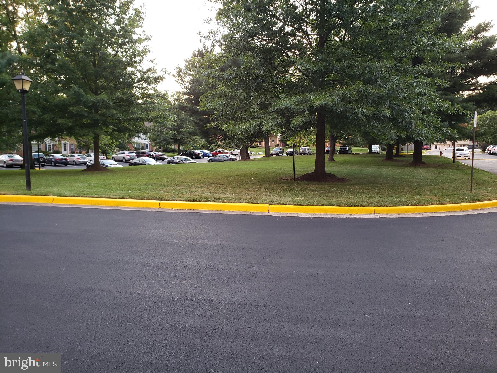 BURKE STATION SQUARE - Residential