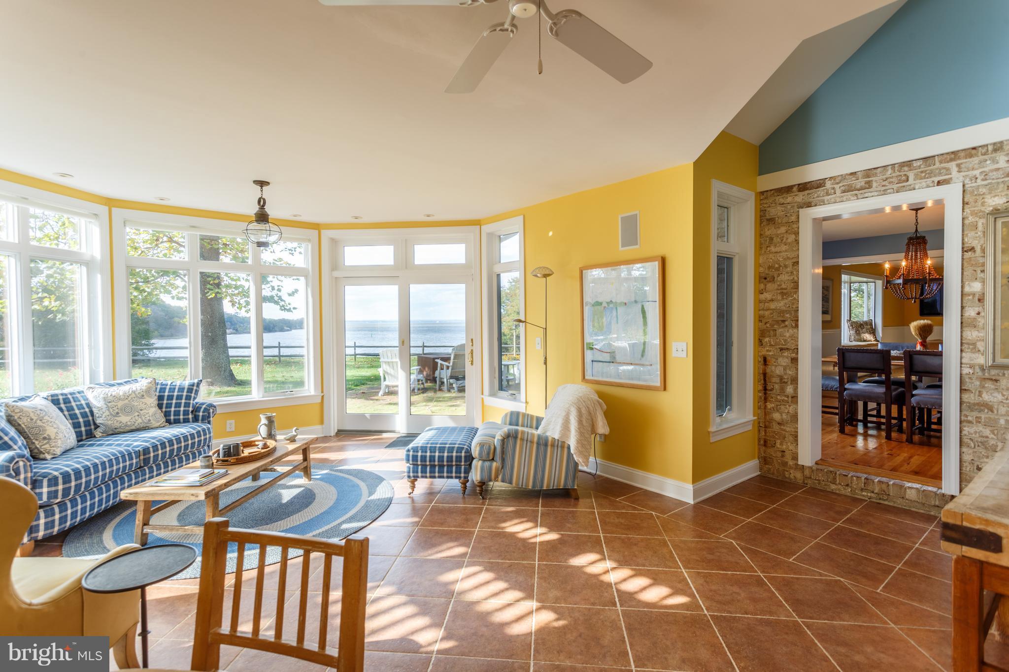 GREEN COVE - Residential