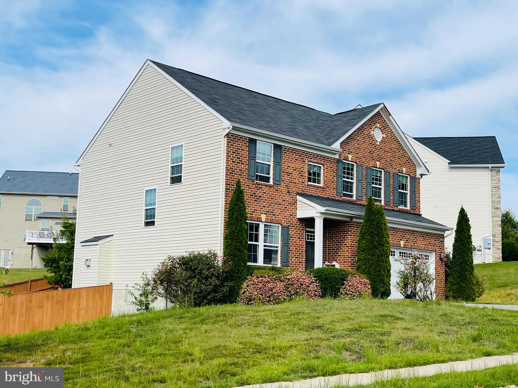 3214 FLEDGLING CIRCLE