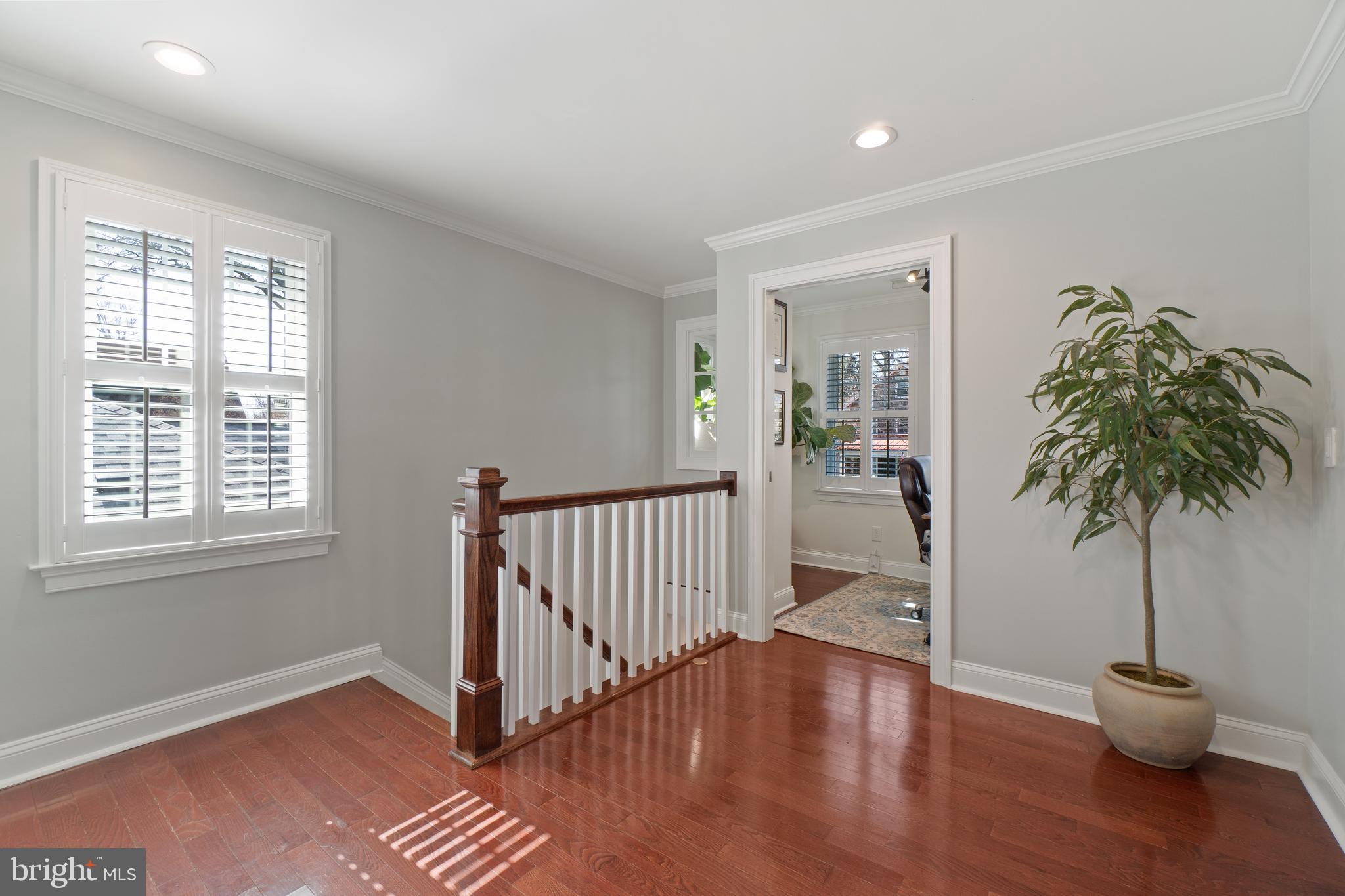 HOMEWOOD - Residential