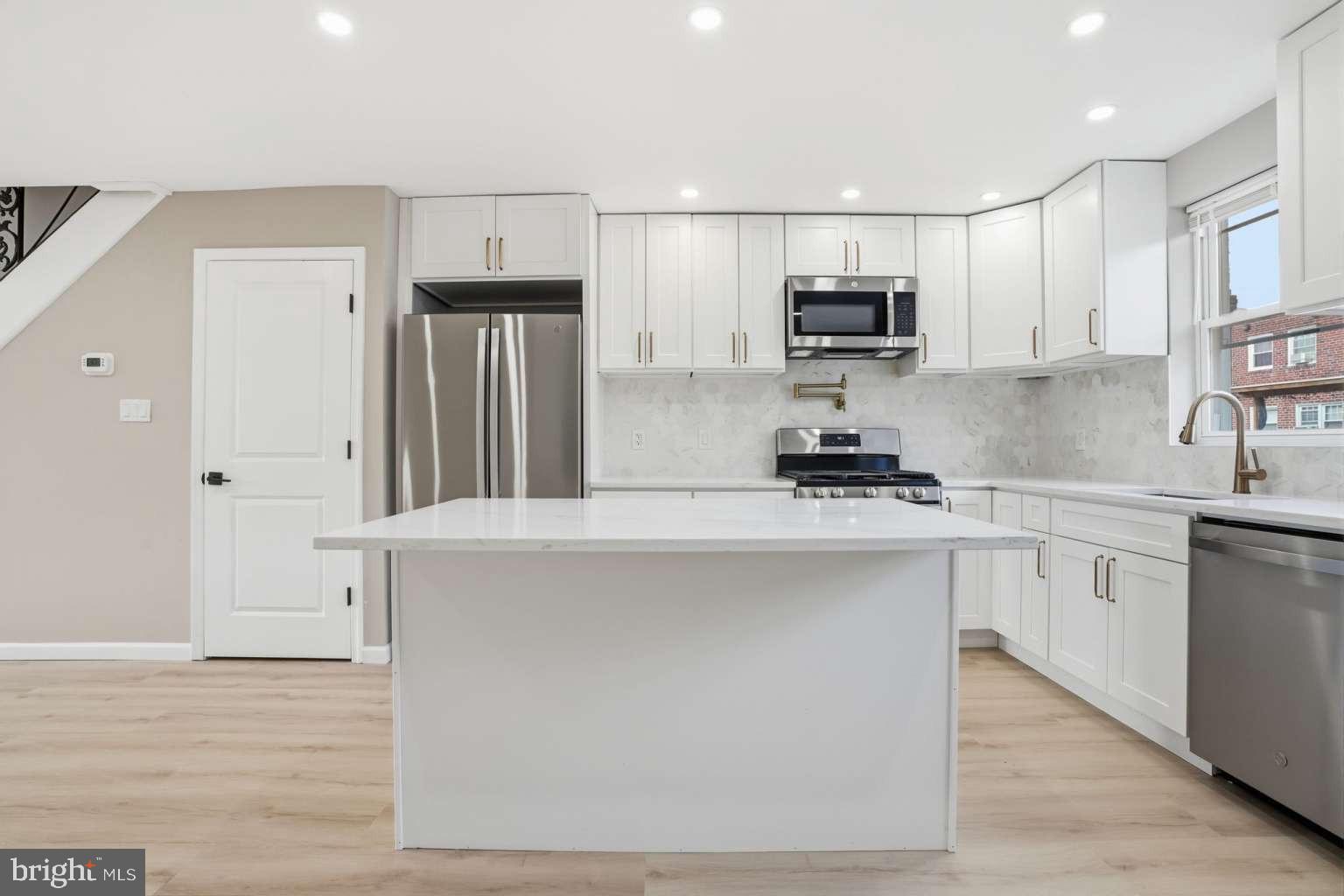 CEDARBROOK - Residential