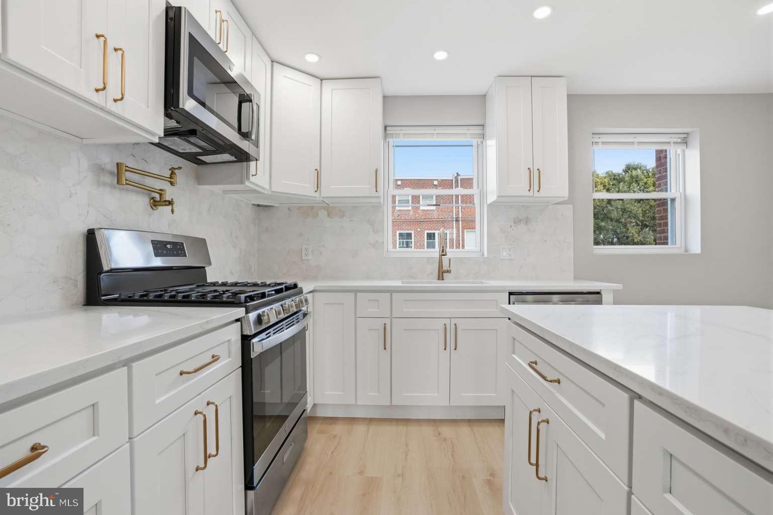 CEDARBROOK - Residential