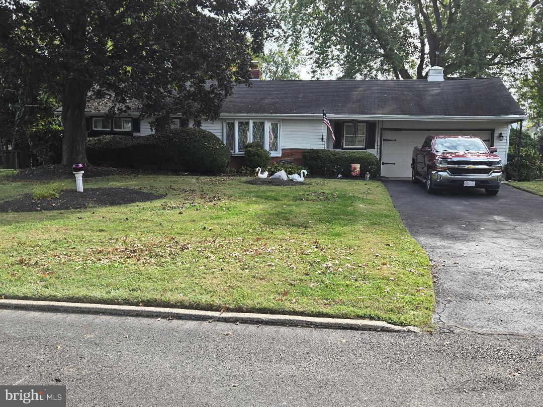 BROAD VIEW FARMS - Residential