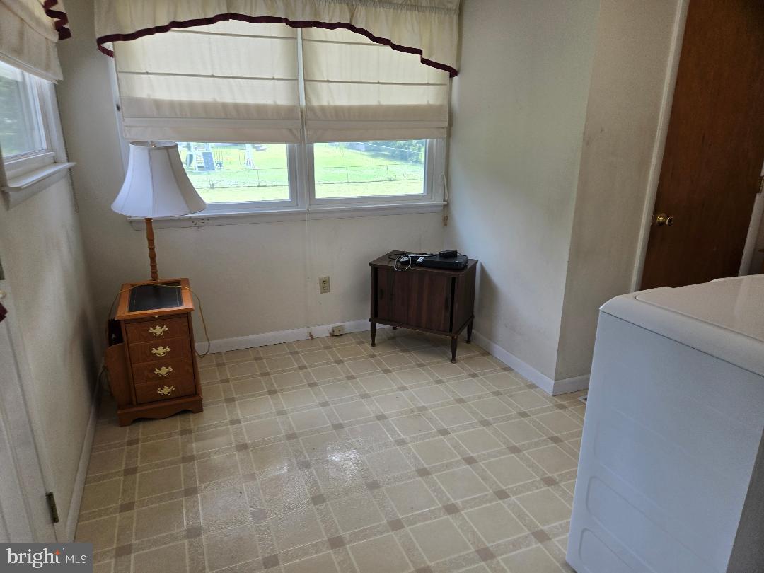 BROAD VIEW FARMS - Residential