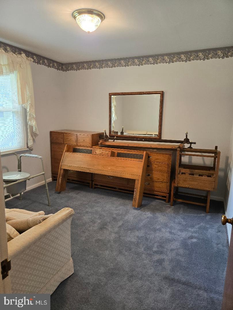 BROAD VIEW FARMS - Residential