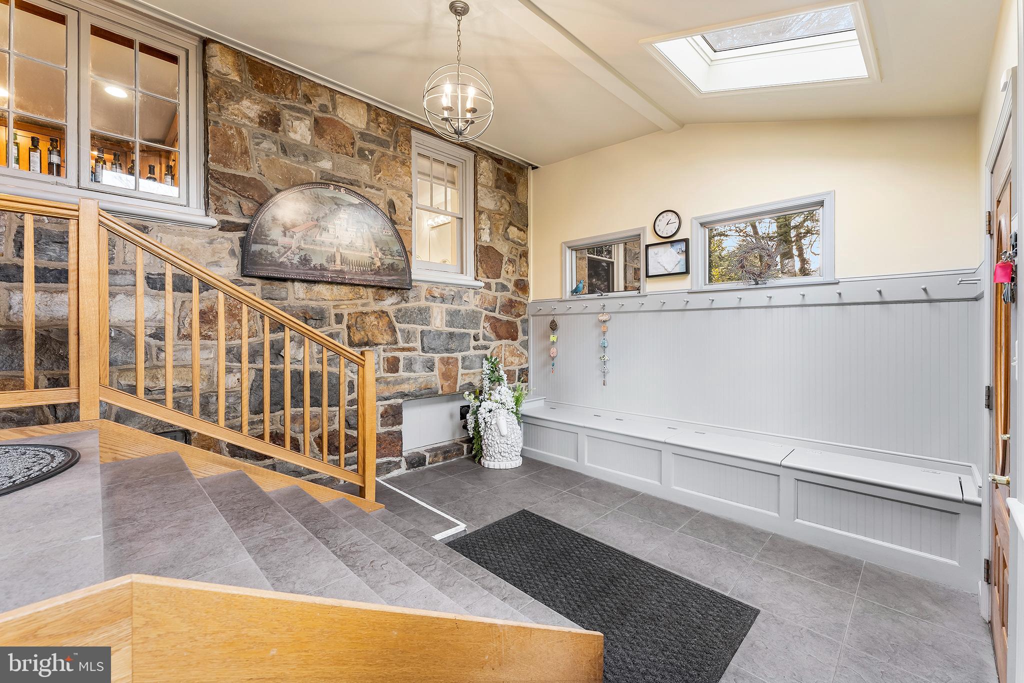 HOPE RIDGE - Residential
