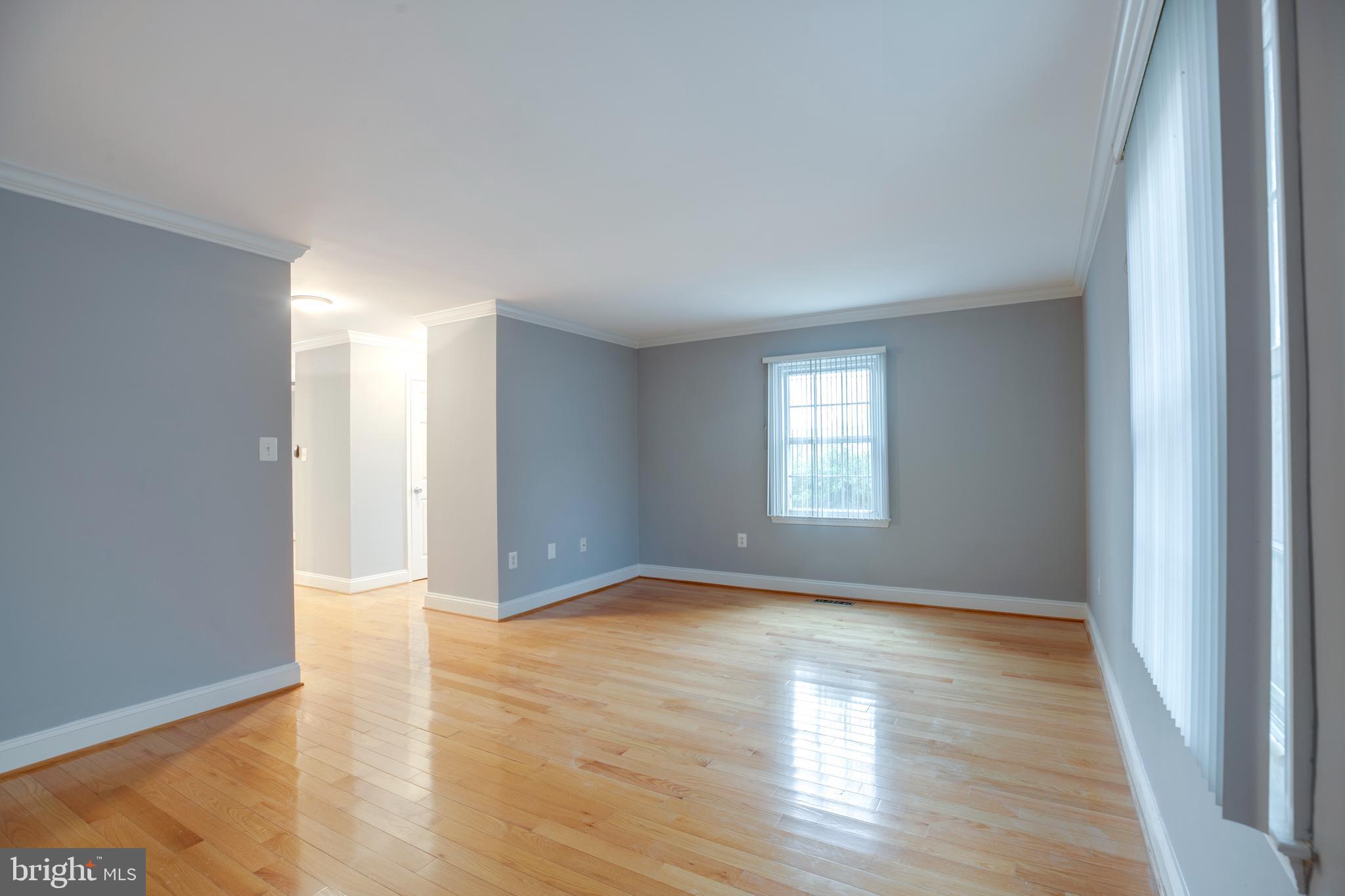 PINECREST HEIGHTS - Residential Lease