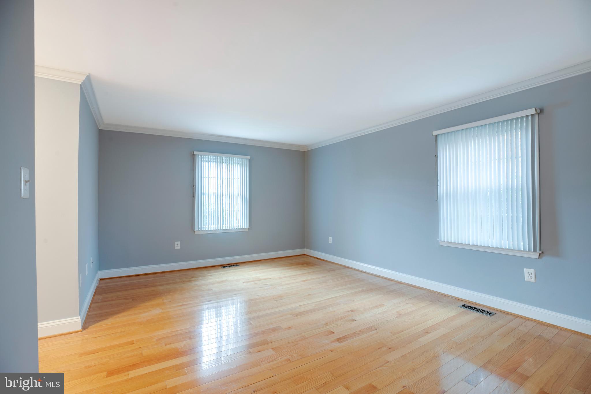 PINECREST HEIGHTS - Residential Lease