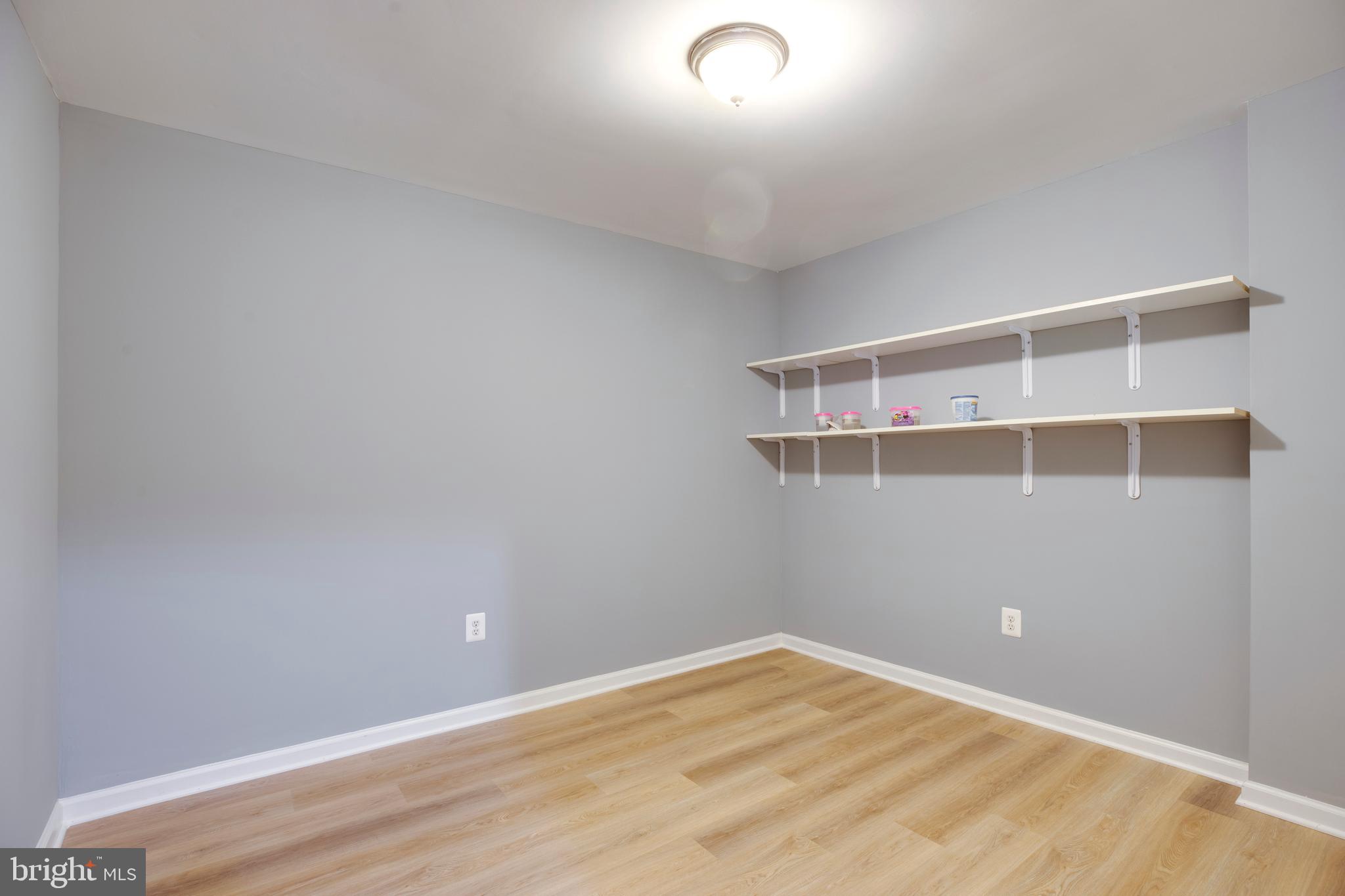 PINECREST HEIGHTS - Residential Lease