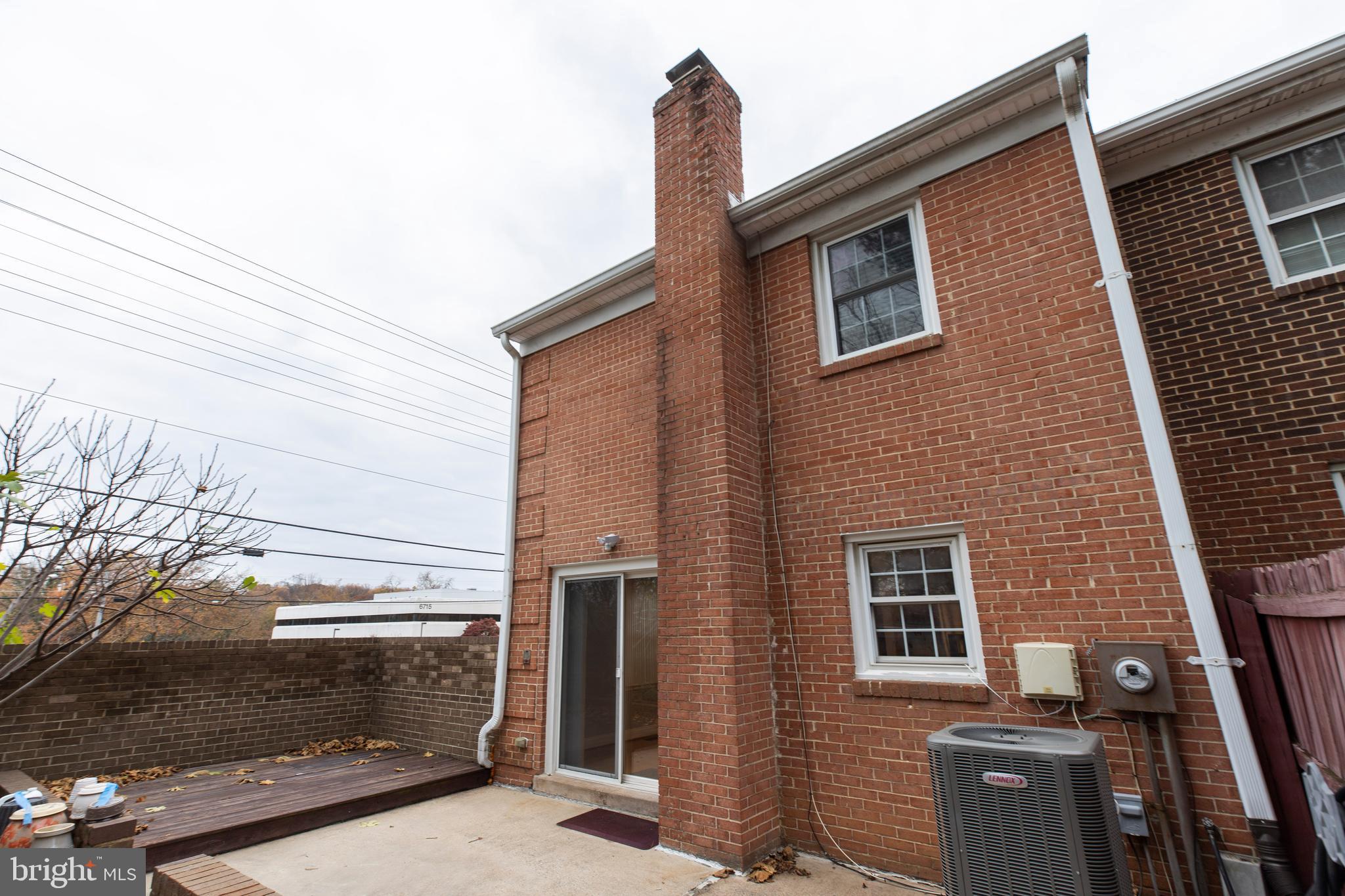 PINECREST HEIGHTS - Residential Lease