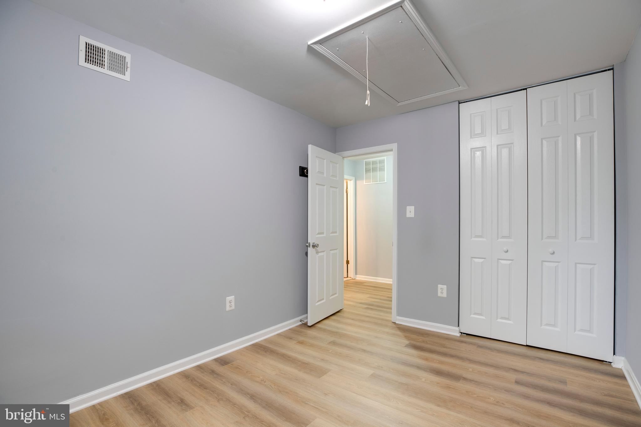 PINECREST HEIGHTS - Residential Lease