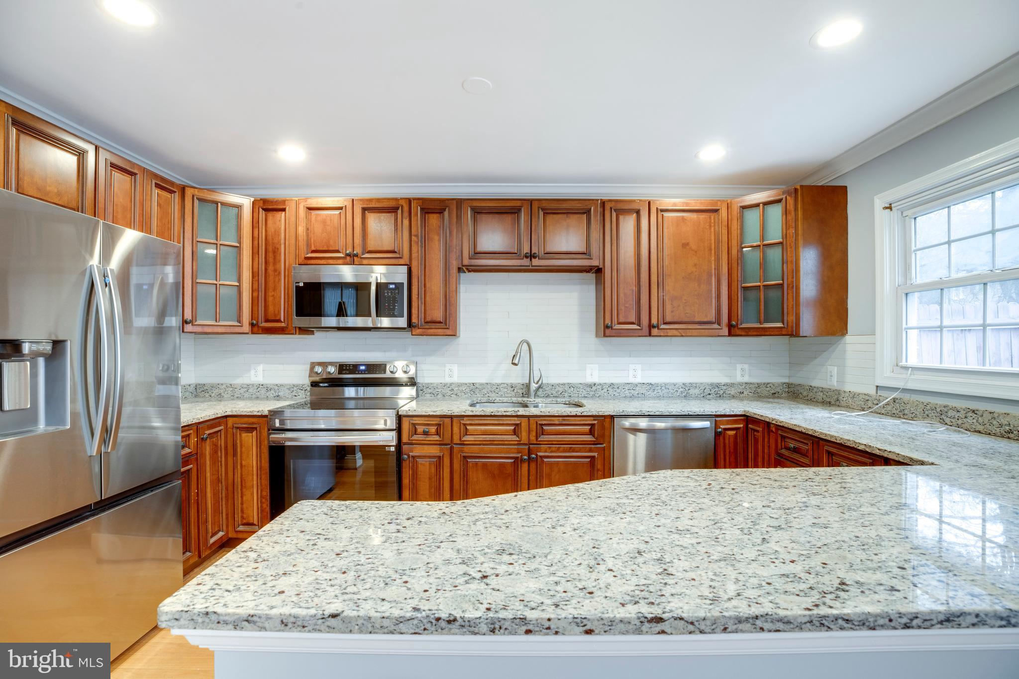 PINECREST HEIGHTS - Residential Lease