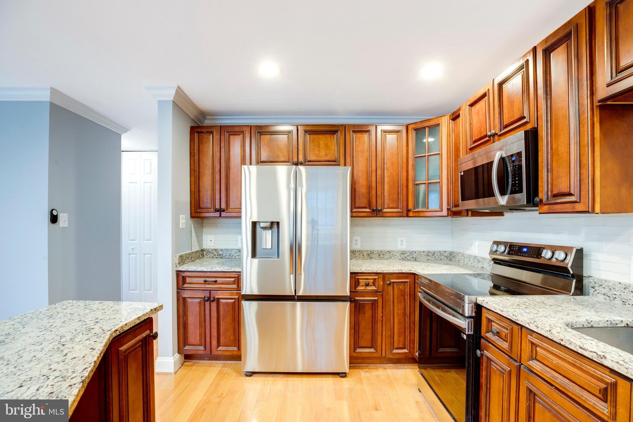 PINECREST HEIGHTS - Residential Lease