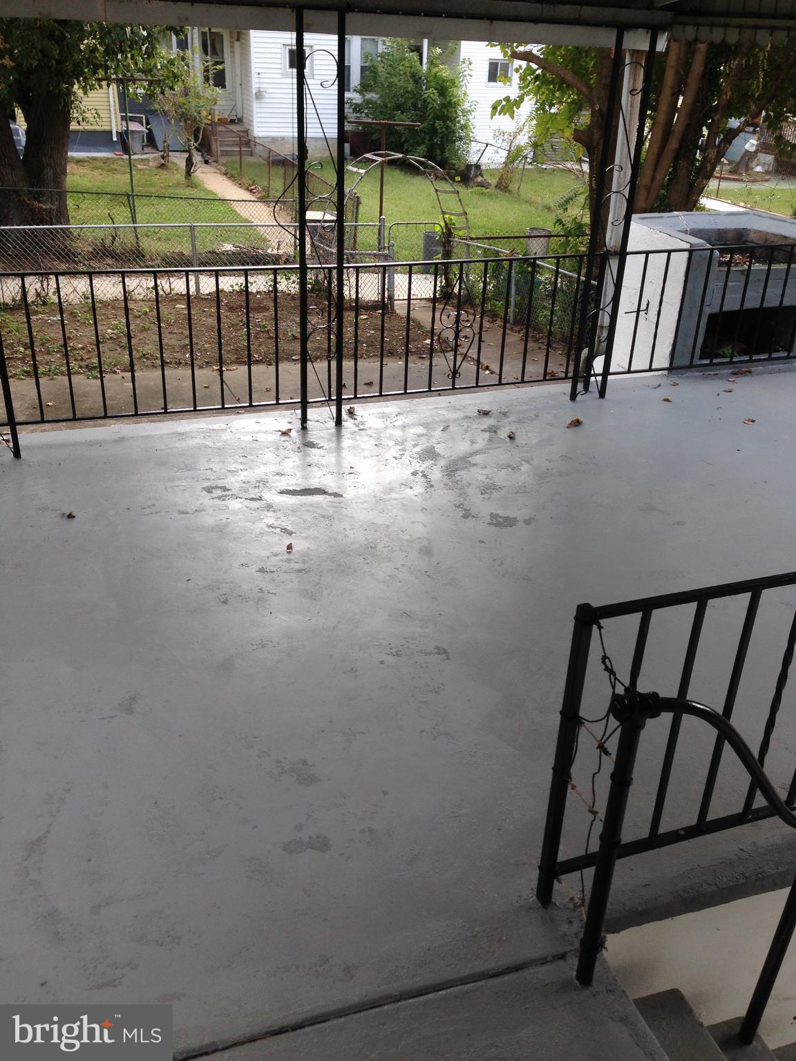 EDMONDSON VILLAGE - Residential Lease