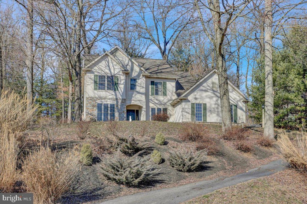 Photo of 925 Hidden Hollow Drive, Gap, PA 17527 (MLS # PALA2047134)