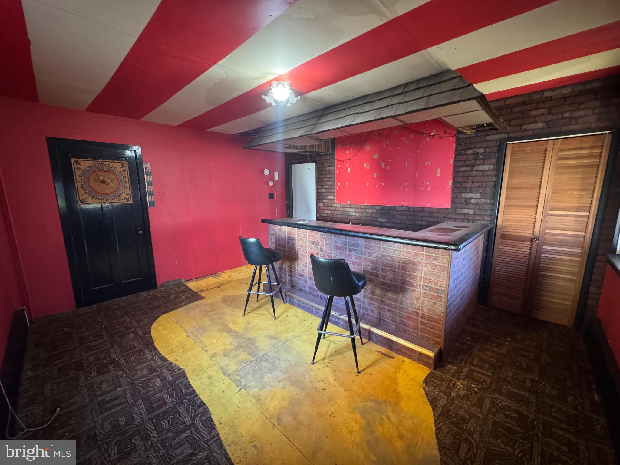 FORESTVILLE - Residential