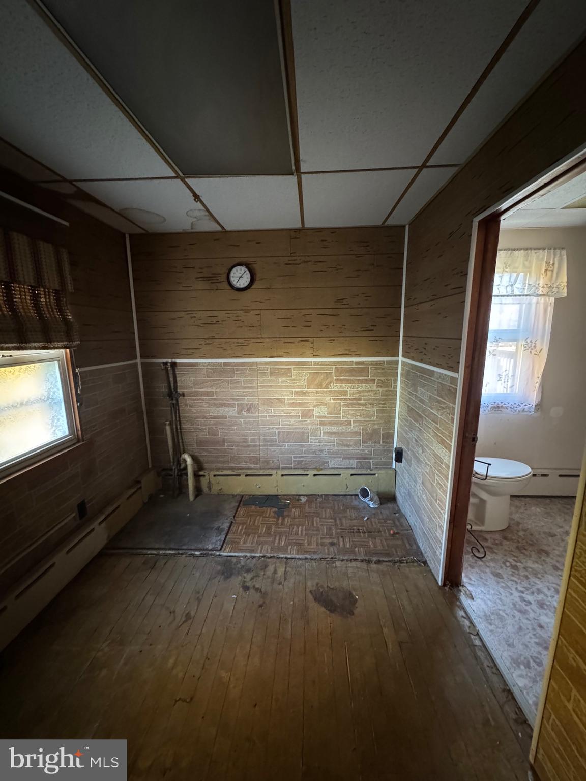 FORESTVILLE - Residential