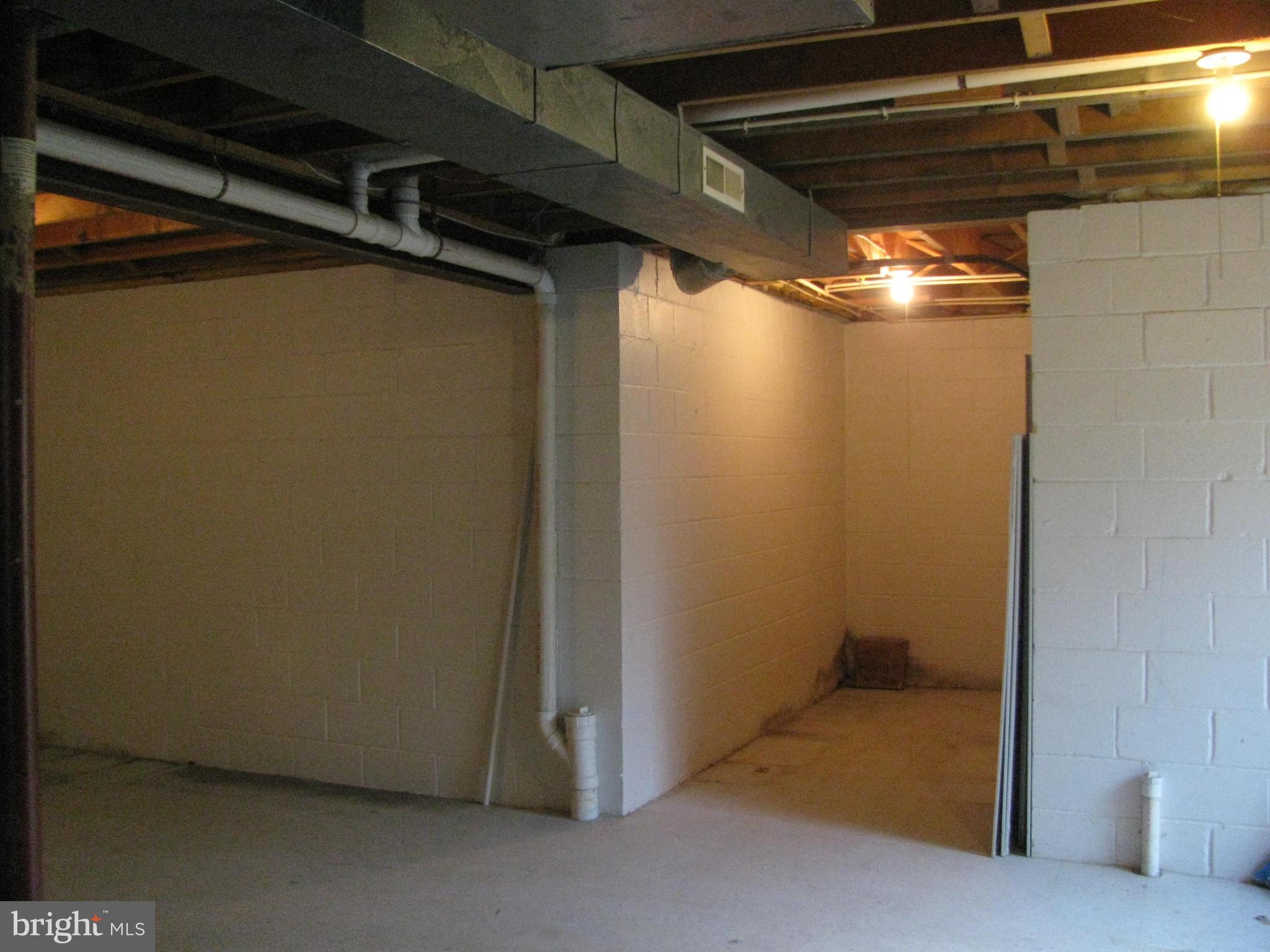 BROOK MEADOW - Residential