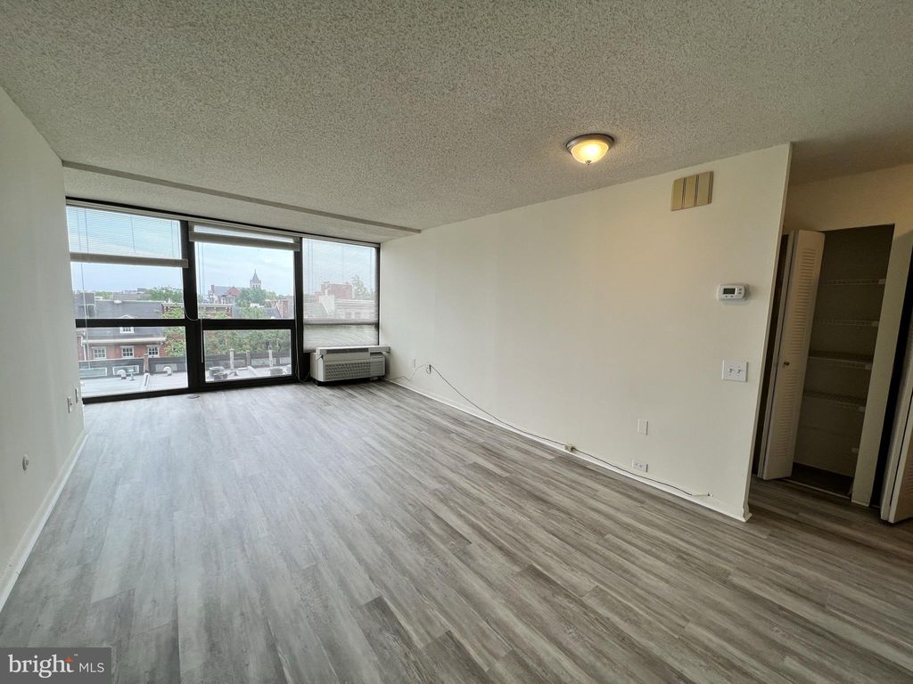 Photo of 241 S 6th Street #611A, PHILADELPHIA, PA 19106 (MLS # PAPH2550886)