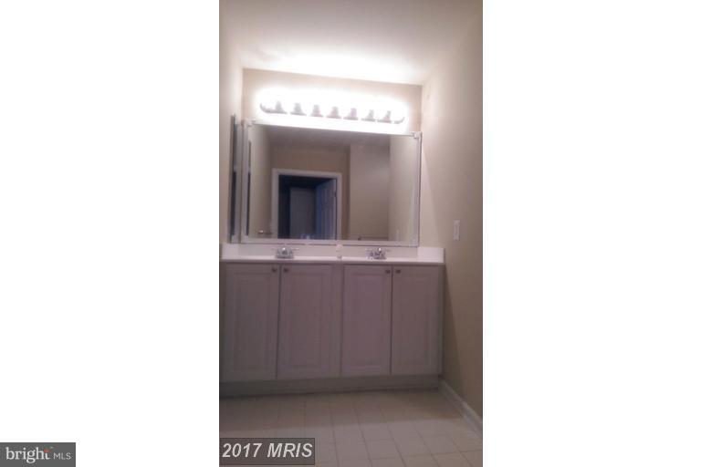 VILLAGES OF DORCHESTER - Residential Lease