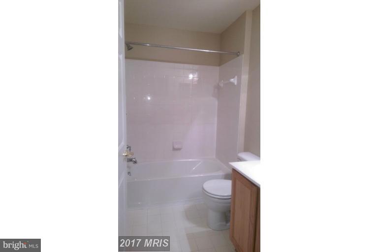 VILLAGES OF DORCHESTER - Residential Lease